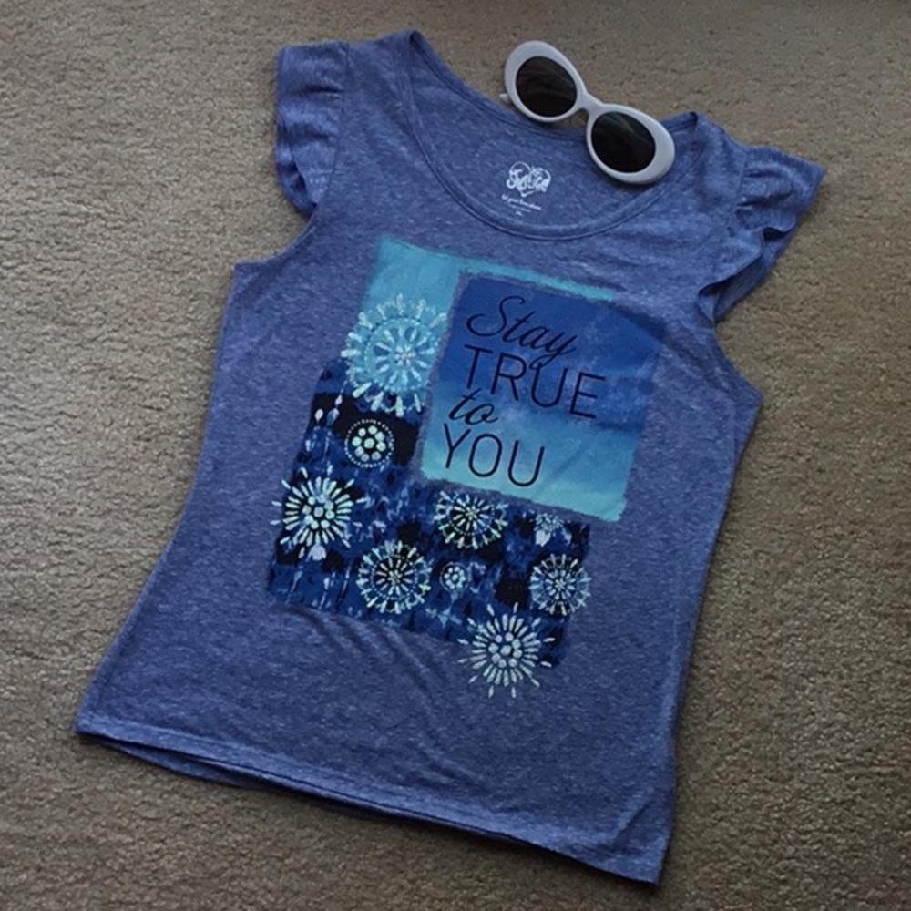 Stay True To You Top w/Glitter Details,Cap sleeves
